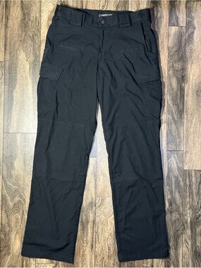 5.11 Tactical Stryke Cargo Pants Mens 32x34 (Fits 32x33) Black Flex Ripstop EUC